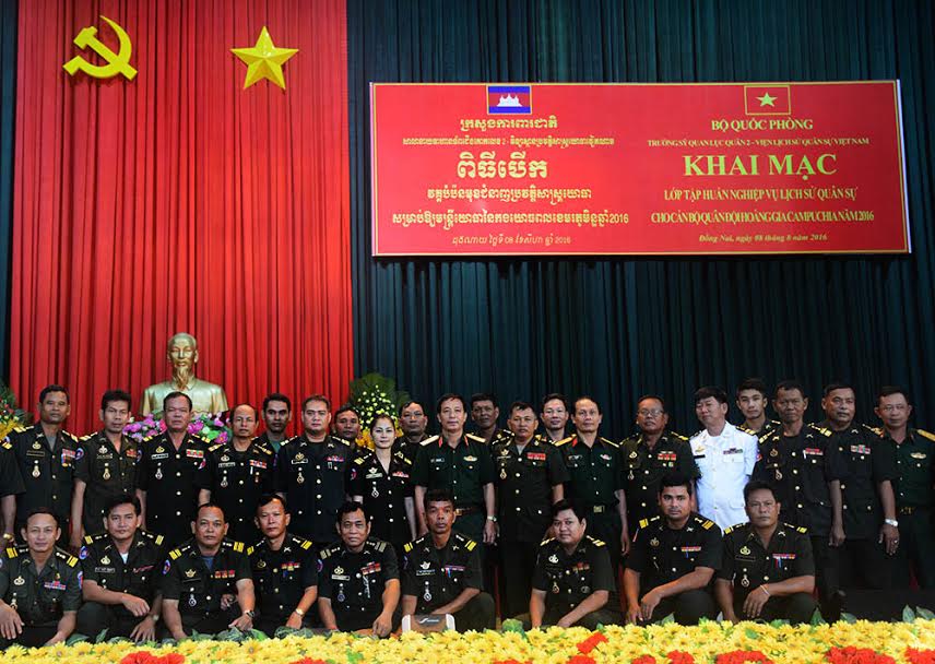 Khai mạc tập huấn lịch sử quân sự cho Quân đội Hoàng gia Cam-pu-chia
